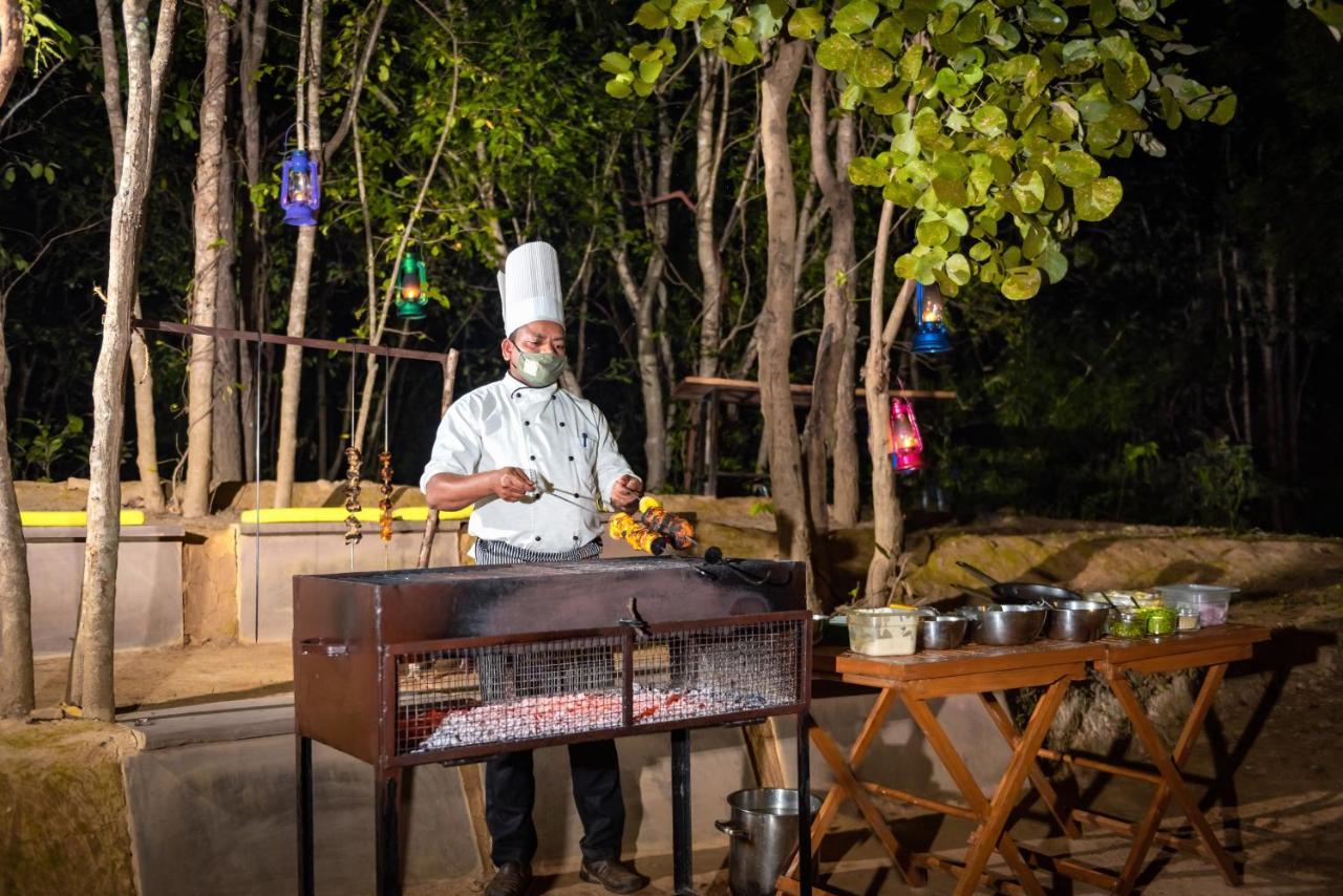 Kanha Jungle Camp Bagian luar foto